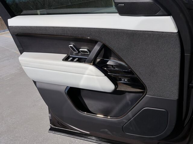 2024 Land Rover Range Rover Sport SE Oshkosh WI 2024 Land Rover Range Rover Sport SE Oshkosh WI