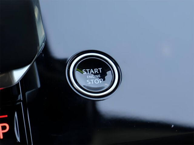2024 Land Rover Range Rover Sport SE Oshkosh WI