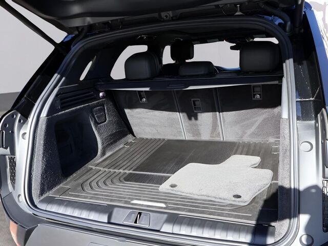 2024 Land Rover Range Rover Sport SE Oshkosh WI 2024 Land Rover Range Rover Sport SE Oshkosh WI