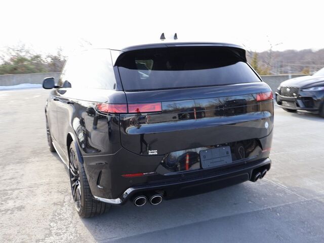 2024 Land Rover Range Rover Sport SV Edition One Obsidian Black Oshkosh WI 2024 Land Rover Range Rover Sport SV Edition One Obsidian Black Oshkosh WI