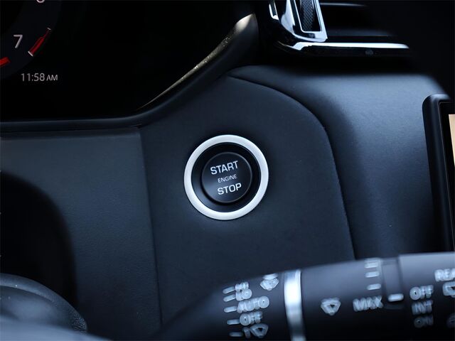 2024 Land Rover Range Rover Velar Dynamic SE Oshkosh WI