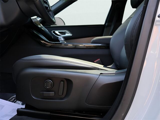 2024 Land Rover Range Rover Velar Dynamic SE Oshkosh WI