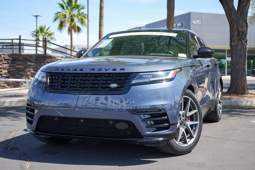 2024 Land Rover Range Rover Velar Dynamic SE