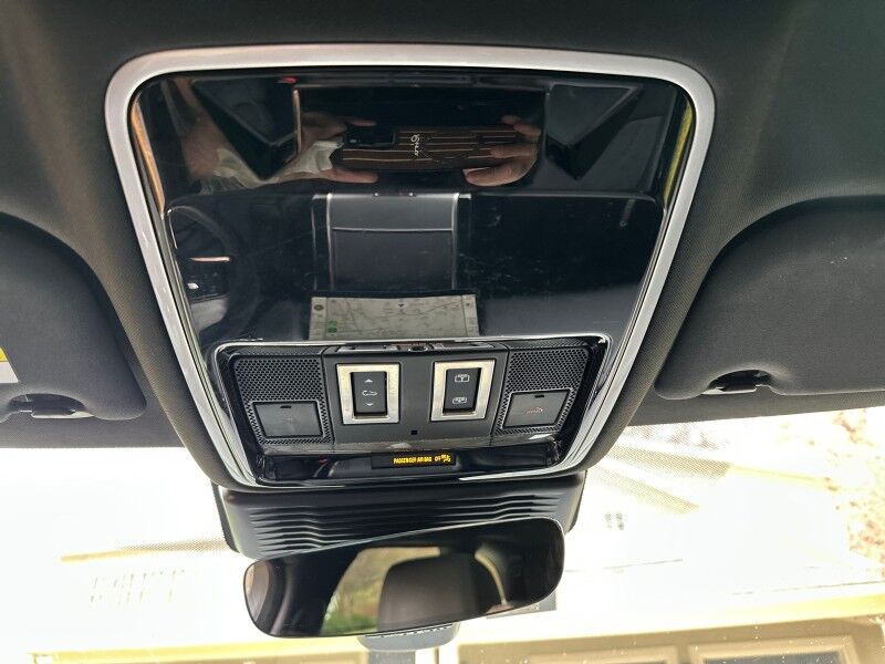 2024 Land Rover Range Rover Velar P250 Dynamic SE AWD Arlington VA