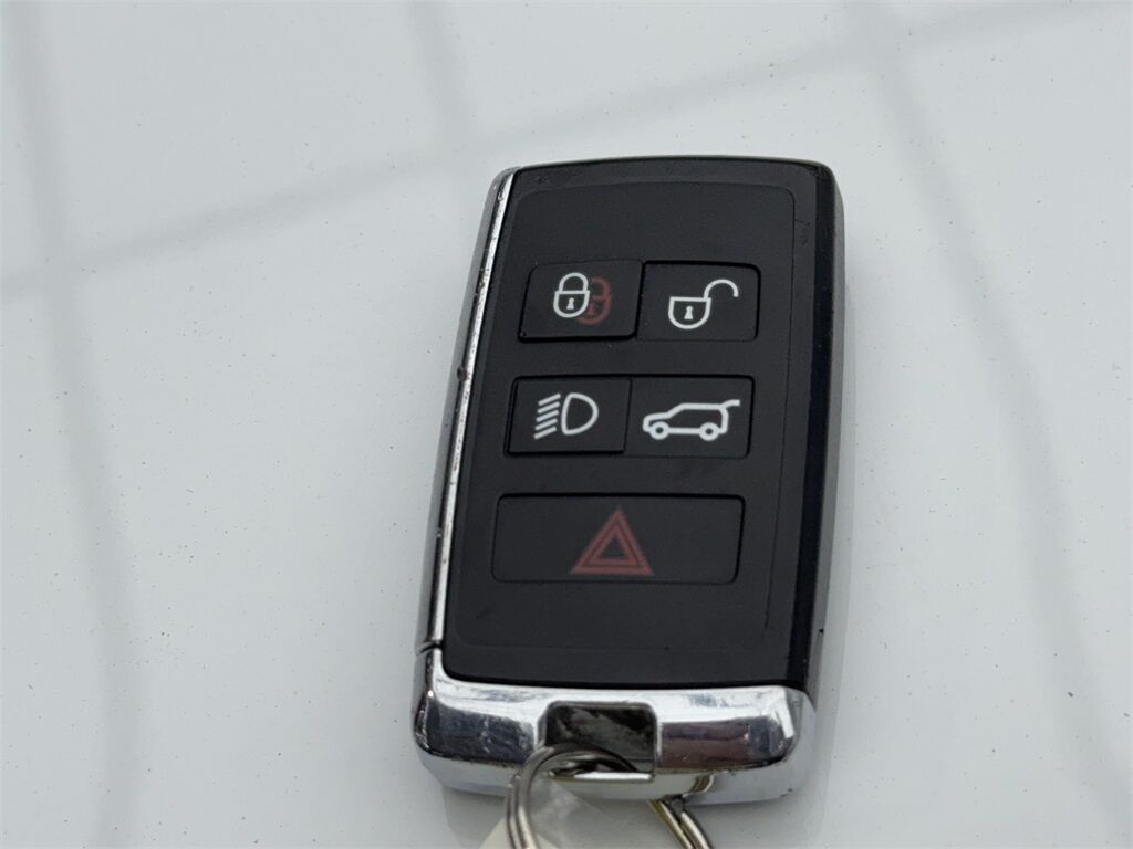2024 Land Rover Range Rover Velar S NAV,CAM,PANO,HTD STS,BLIND SPOT,20&quot; WLS Plano TX