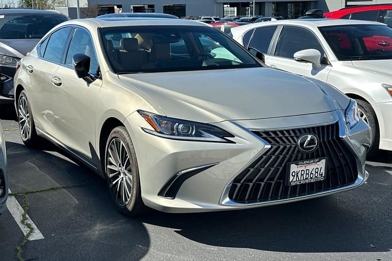 2024 Lexus ES