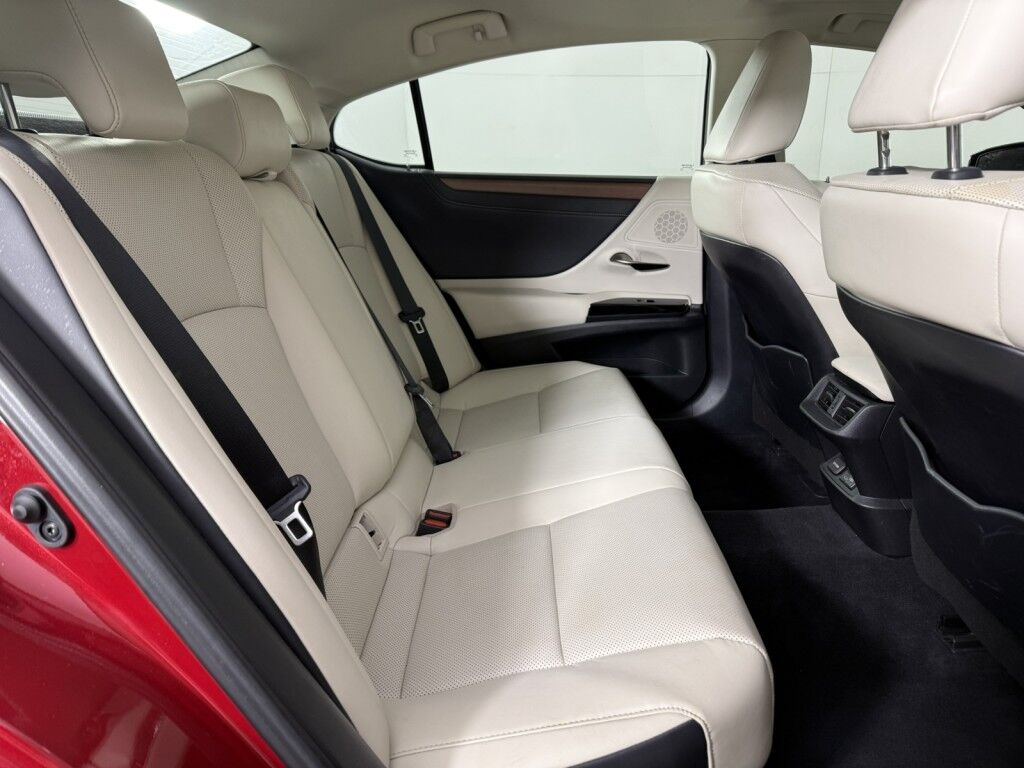 2024 Lexus ES 250 AWD Maumee OH