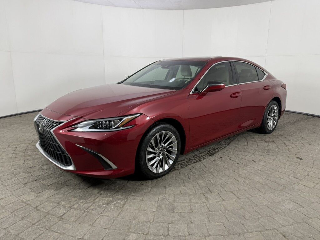2024 Lexus ES 250 AWD Maumee OH