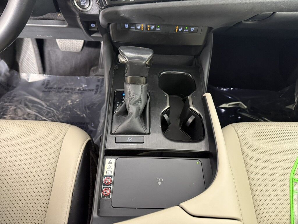 2024 Lexus ES 250 AWD Maumee OH