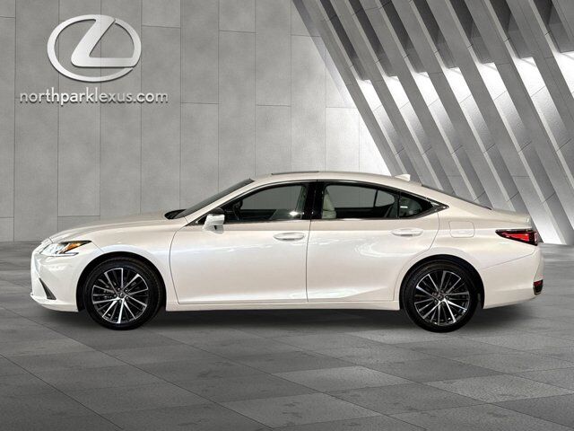 2024 Lexus ES 250