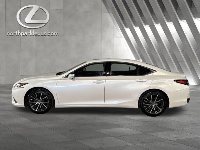 2024 Lexus ES 250