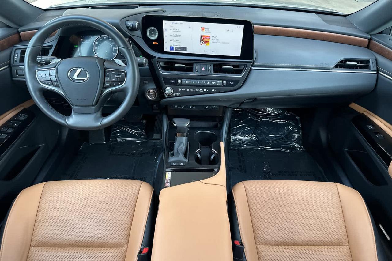 2024 Lexus ES 300h