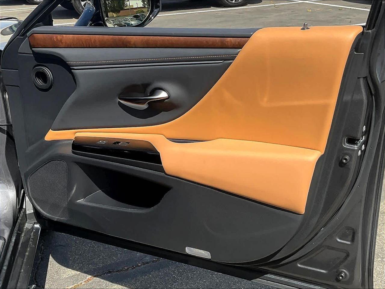 2024 Lexus ES 300h Roseville CA