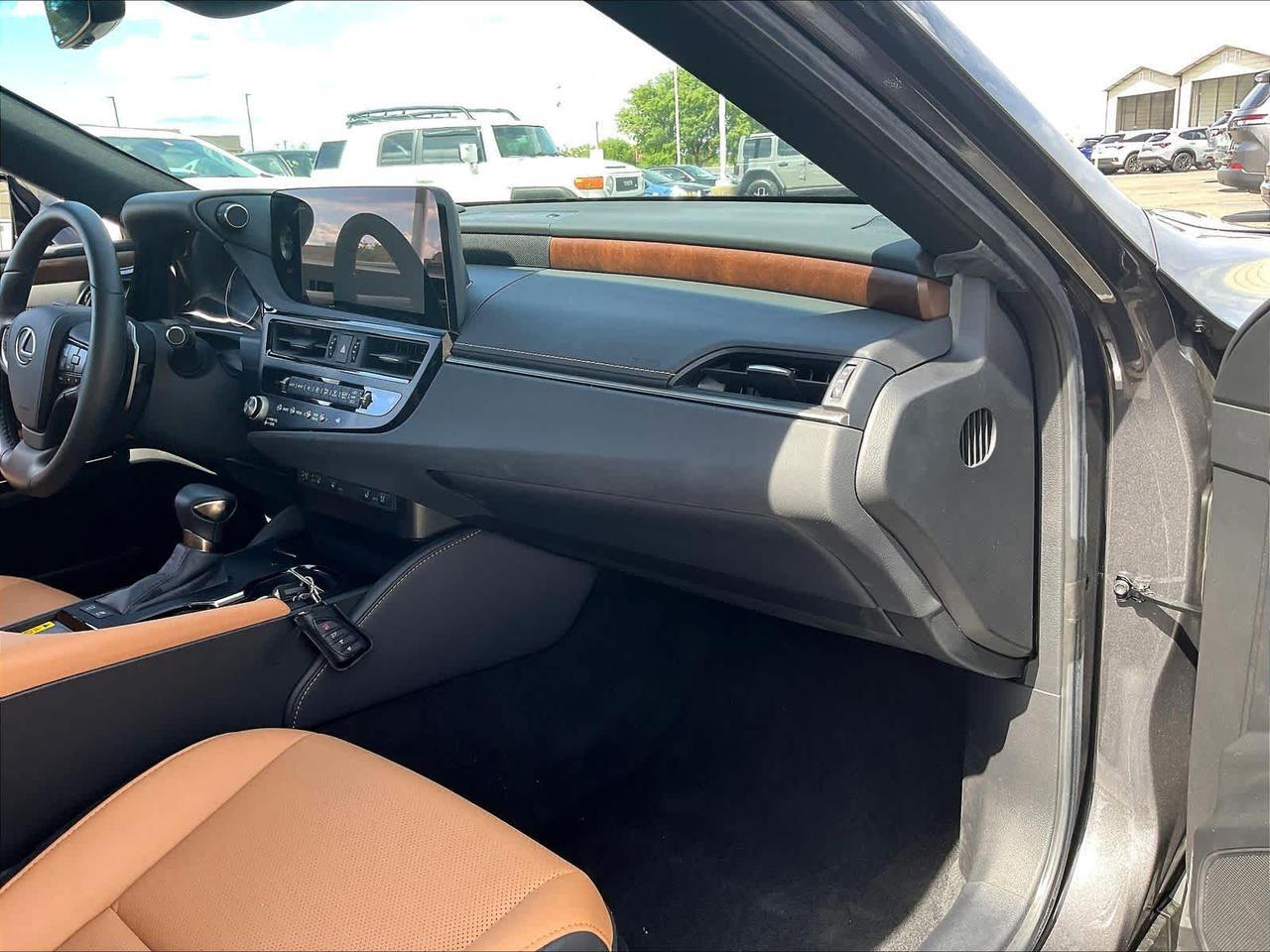 2024 Lexus ES 300h Roseville CA