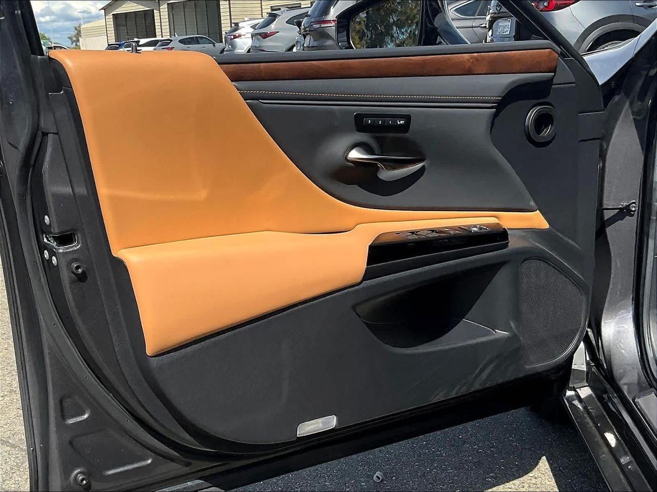 2024 Lexus ES 300h Roseville CA