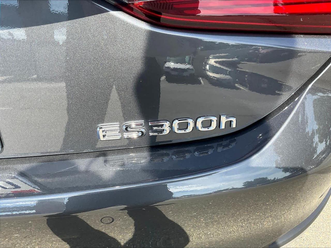 2024 Lexus ES 300h Roseville CA