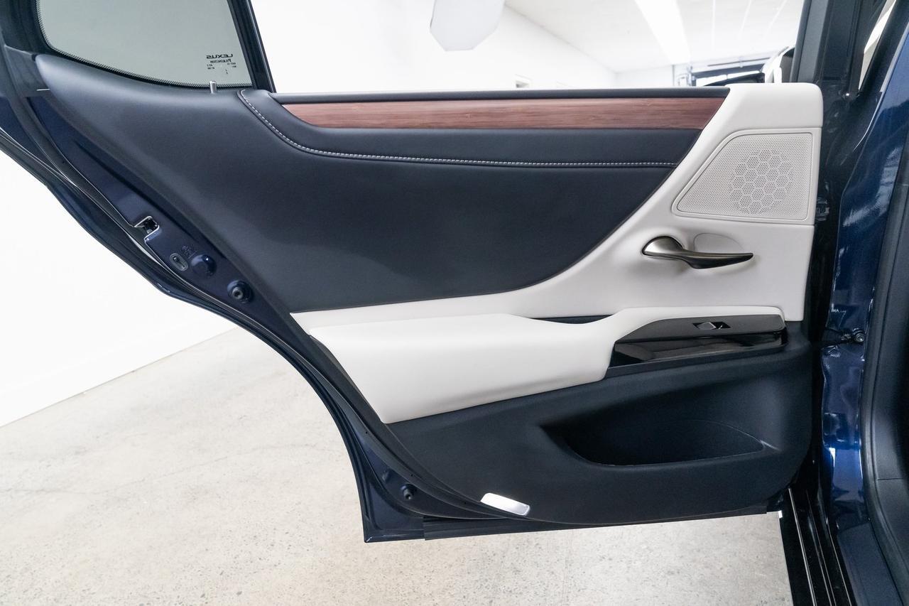 2024 Lexus ES 300h F SPORT Design 1 Owner Vented Seats Moonroof Portland OR