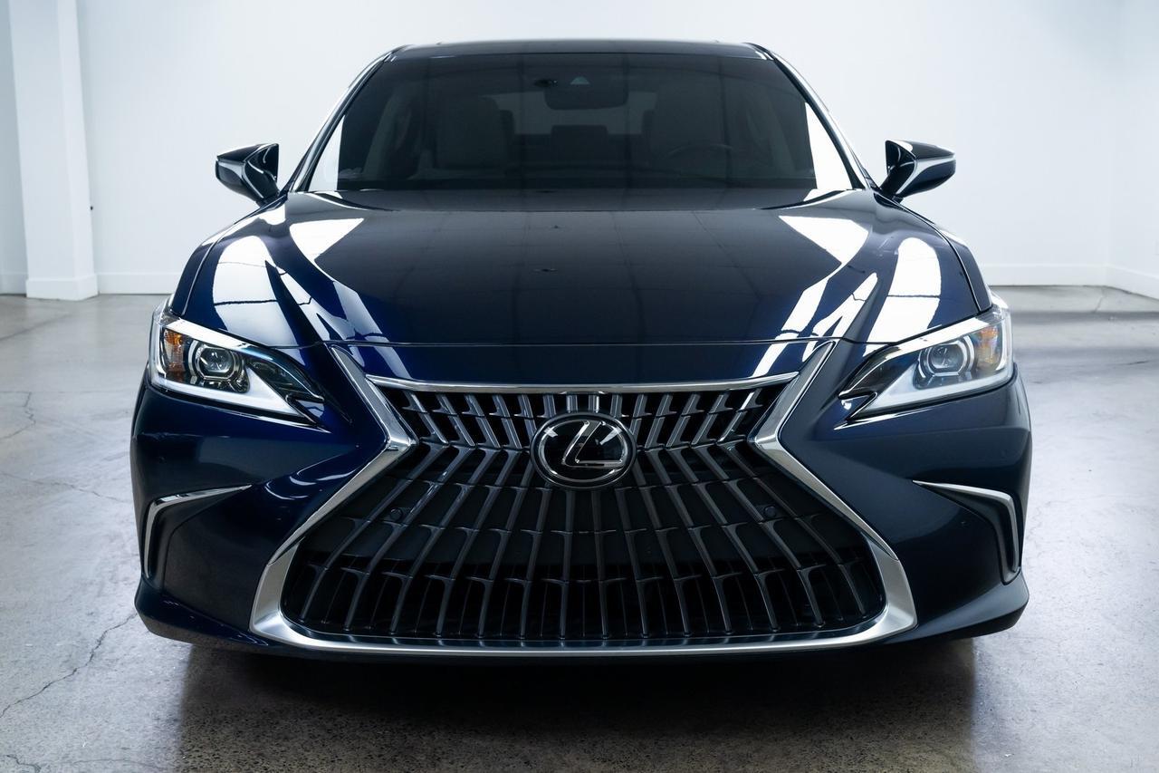 2024 Lexus ES 300h F SPORT Design 1 Owner Vented Seats Moonroof Portland OR