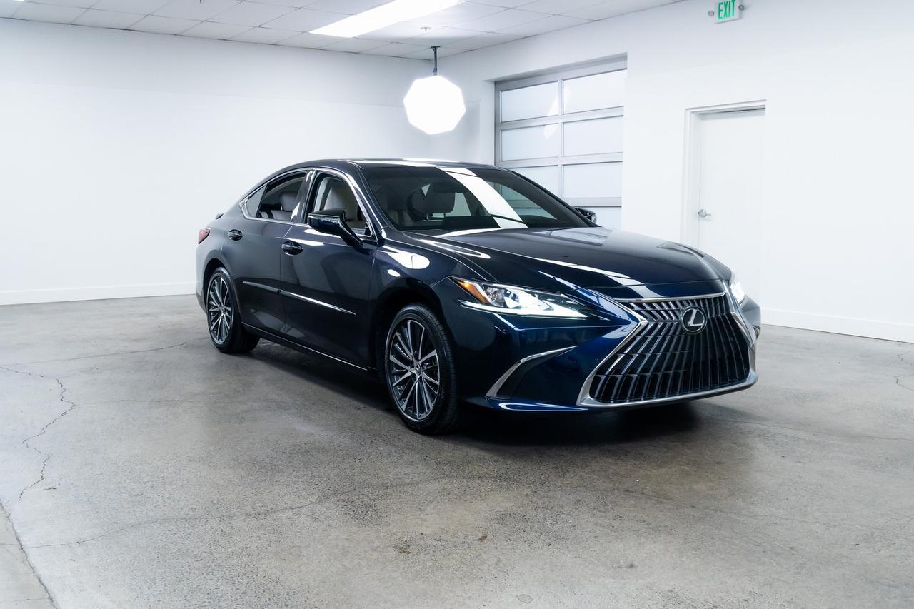 2024 Lexus ES 300h F SPORT Design 1 Owner Vented Seats Moonroof Portland OR