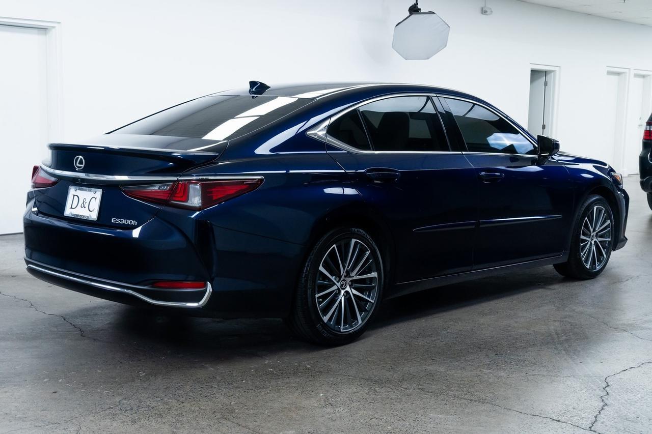 2024 Lexus ES 300h F SPORT Design 1 Owner Vented Seats Moonroof Portland OR