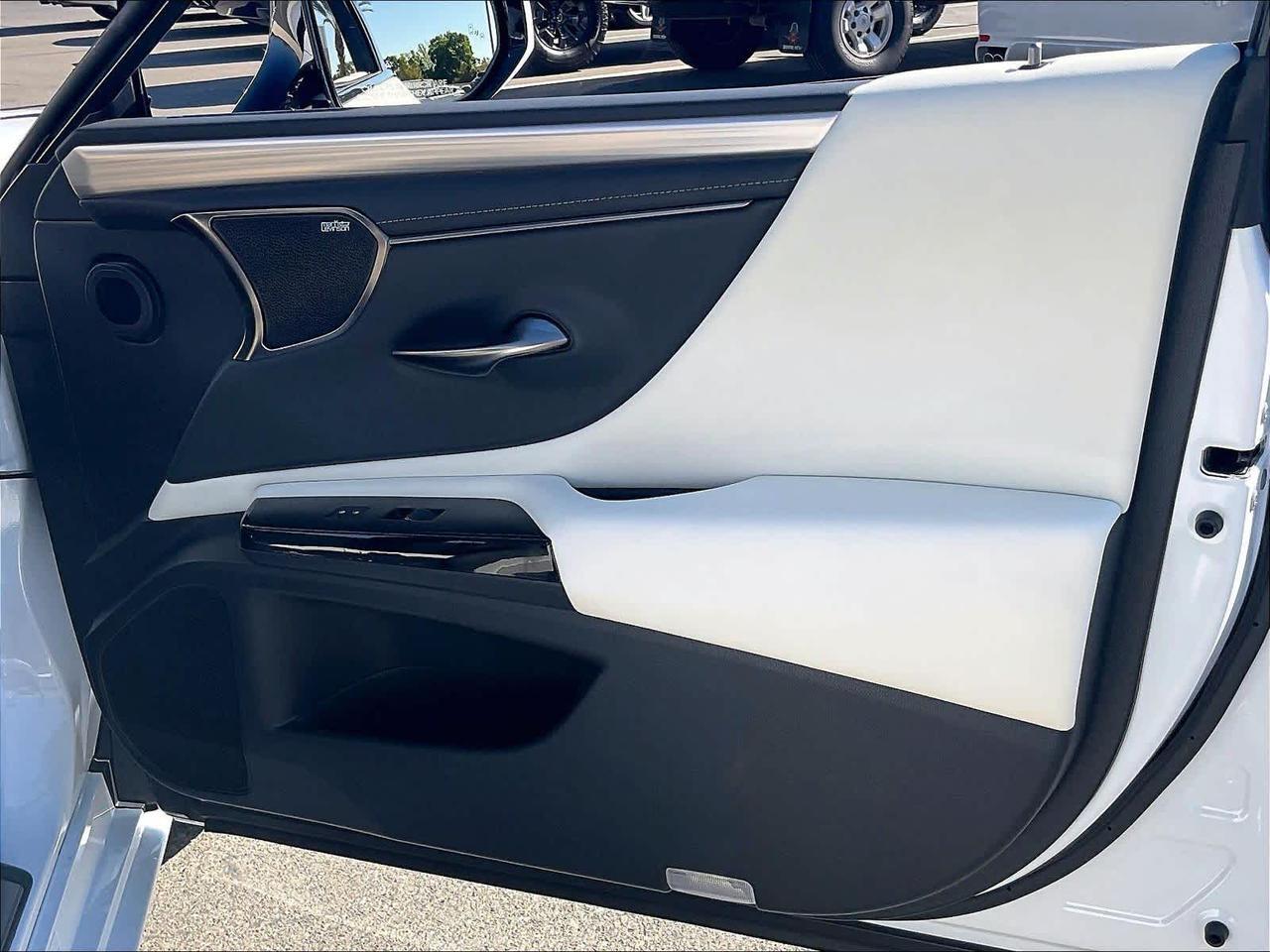 2024 Lexus ES 300h F SPORT Handling Roseville CA