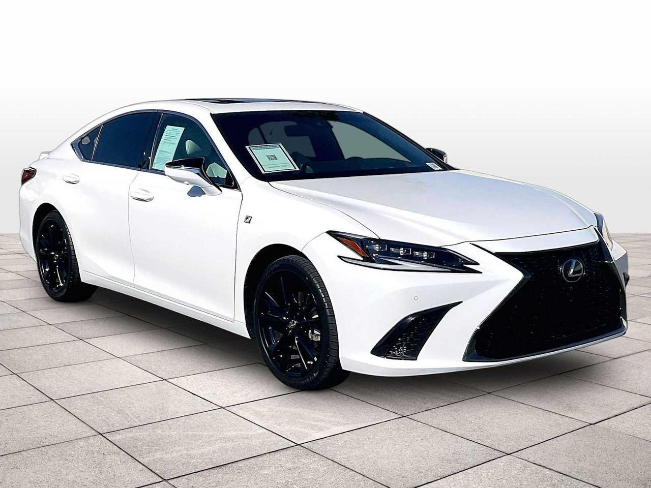 2024 Lexus ES 300h F SPORT Handling