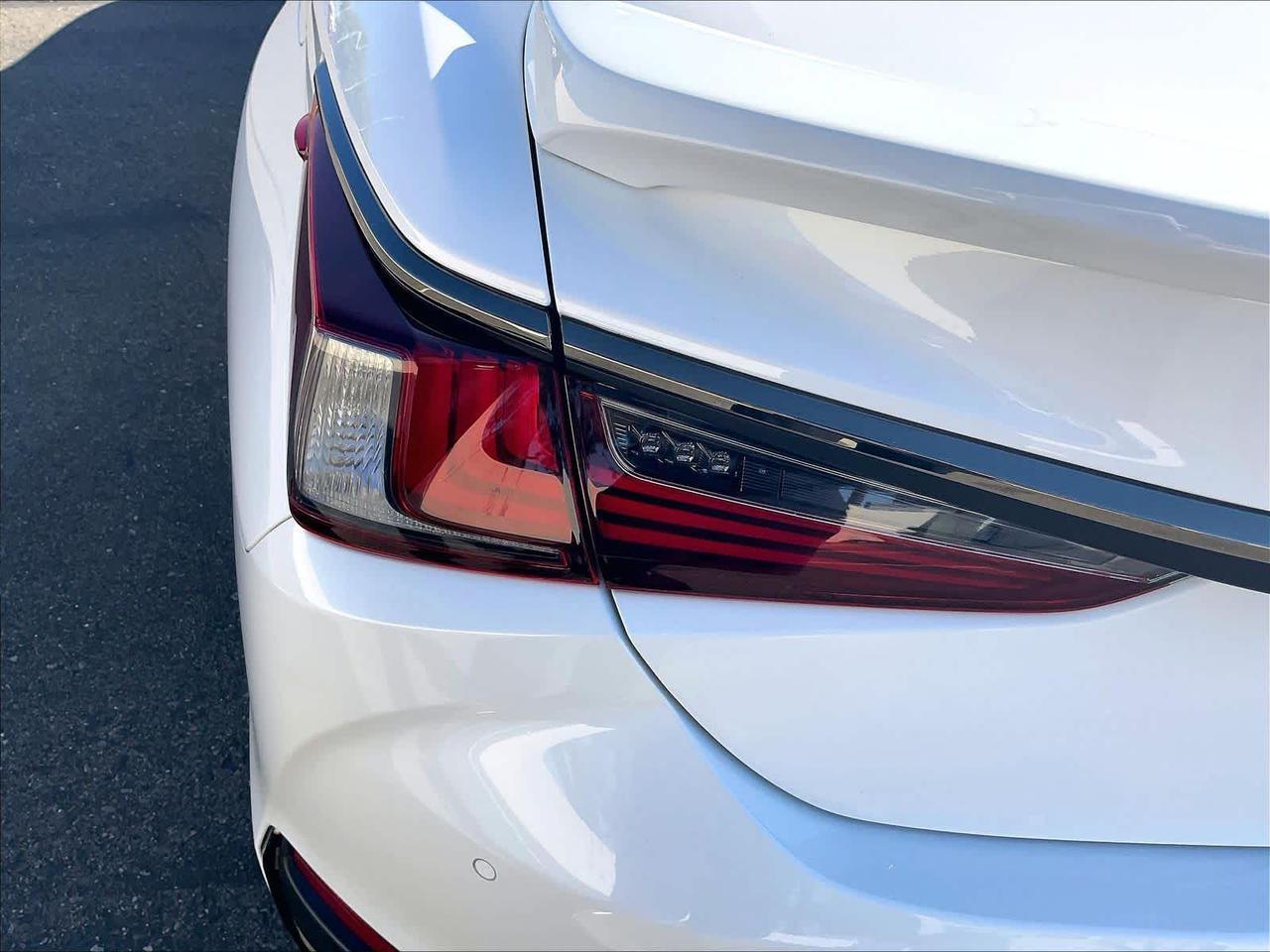 2024 Lexus ES 300h F SPORT Handling Roseville CA