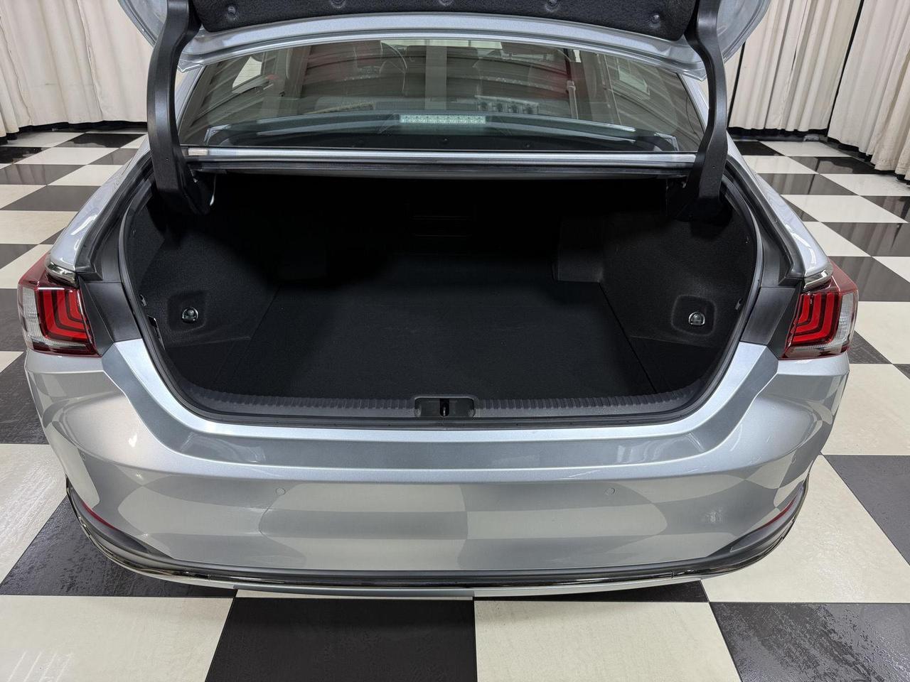 2024 Lexus ES 300h F SPORT Handling Annapolis MD