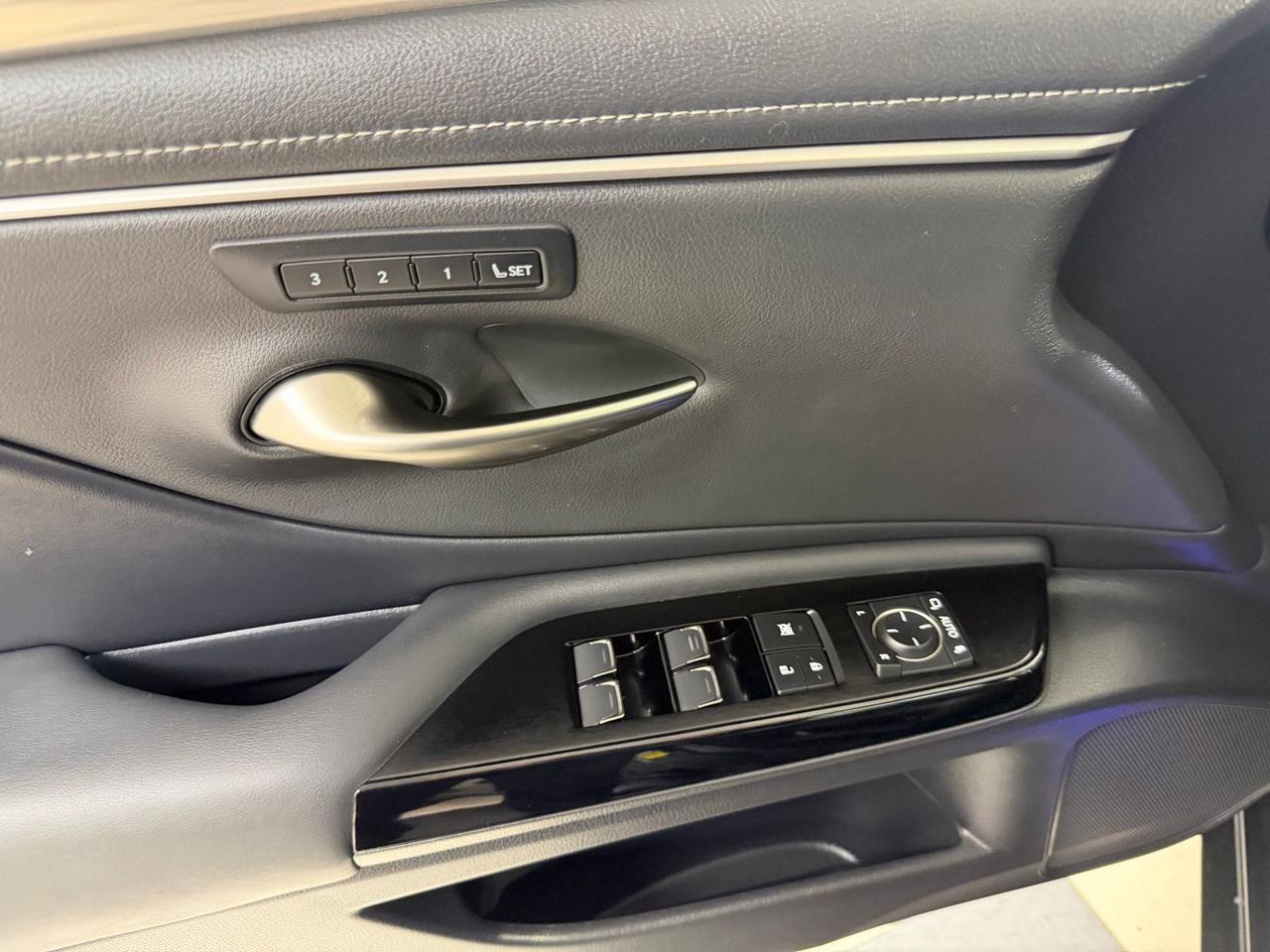 2024 Lexus ES 300h F SPORT Handling Annapolis MD