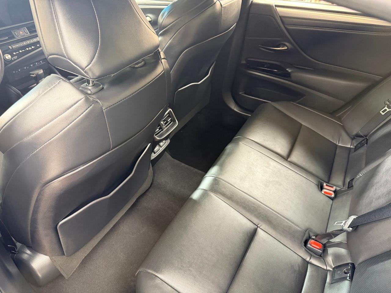 2024 Lexus ES 300h F SPORT Handling Annapolis MD