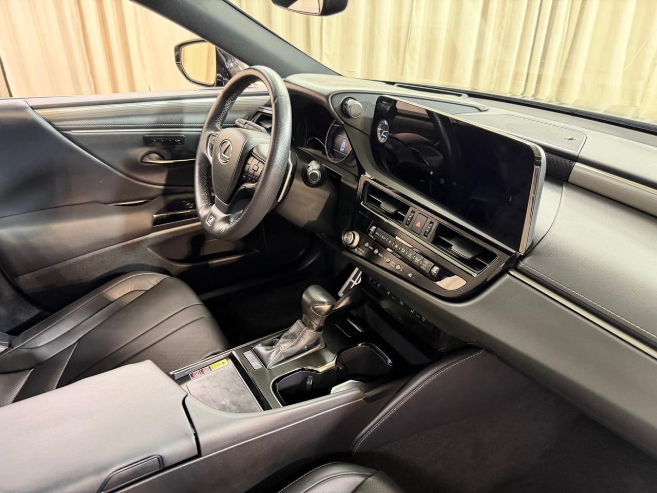 2024 Lexus ES 300h F SPORT Handling Annapolis MD