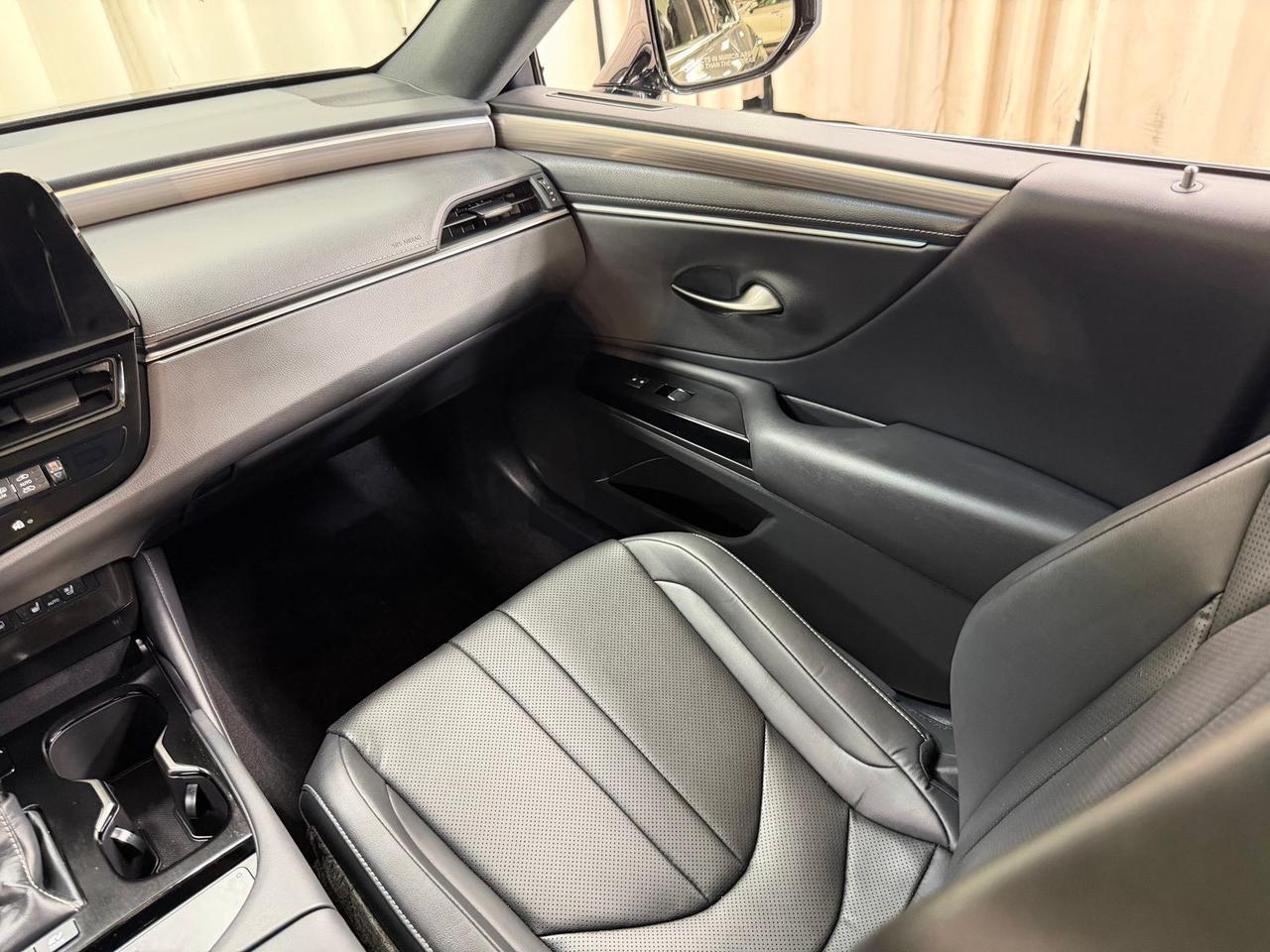 2024 Lexus ES 300h F SPORT Handling Annapolis MD