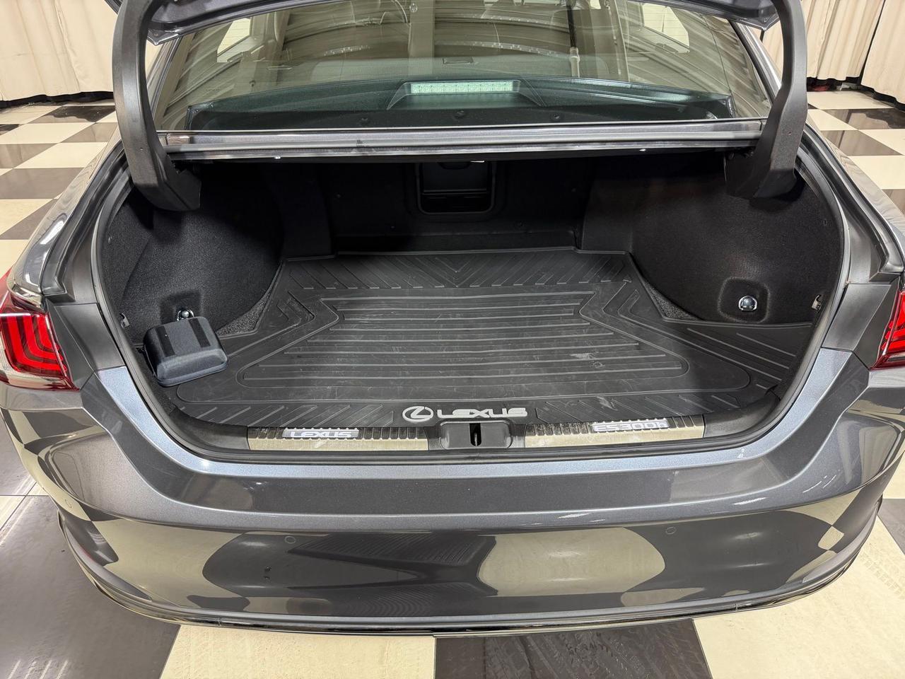 2024 Lexus ES 300h F SPORT Handling Annapolis MD