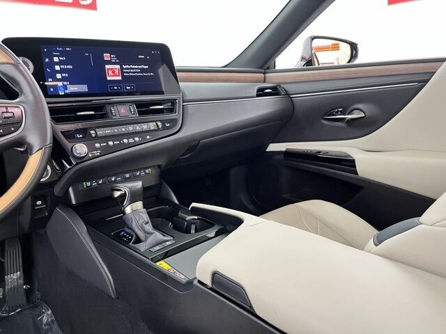 2024 Lexus ES 300h Luxury Carrollton TX