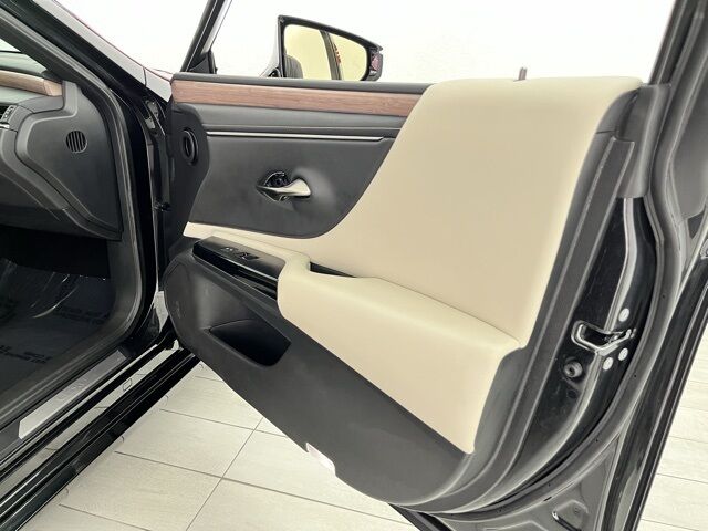 2024 Lexus ES 300h Luxury Carrollton TX