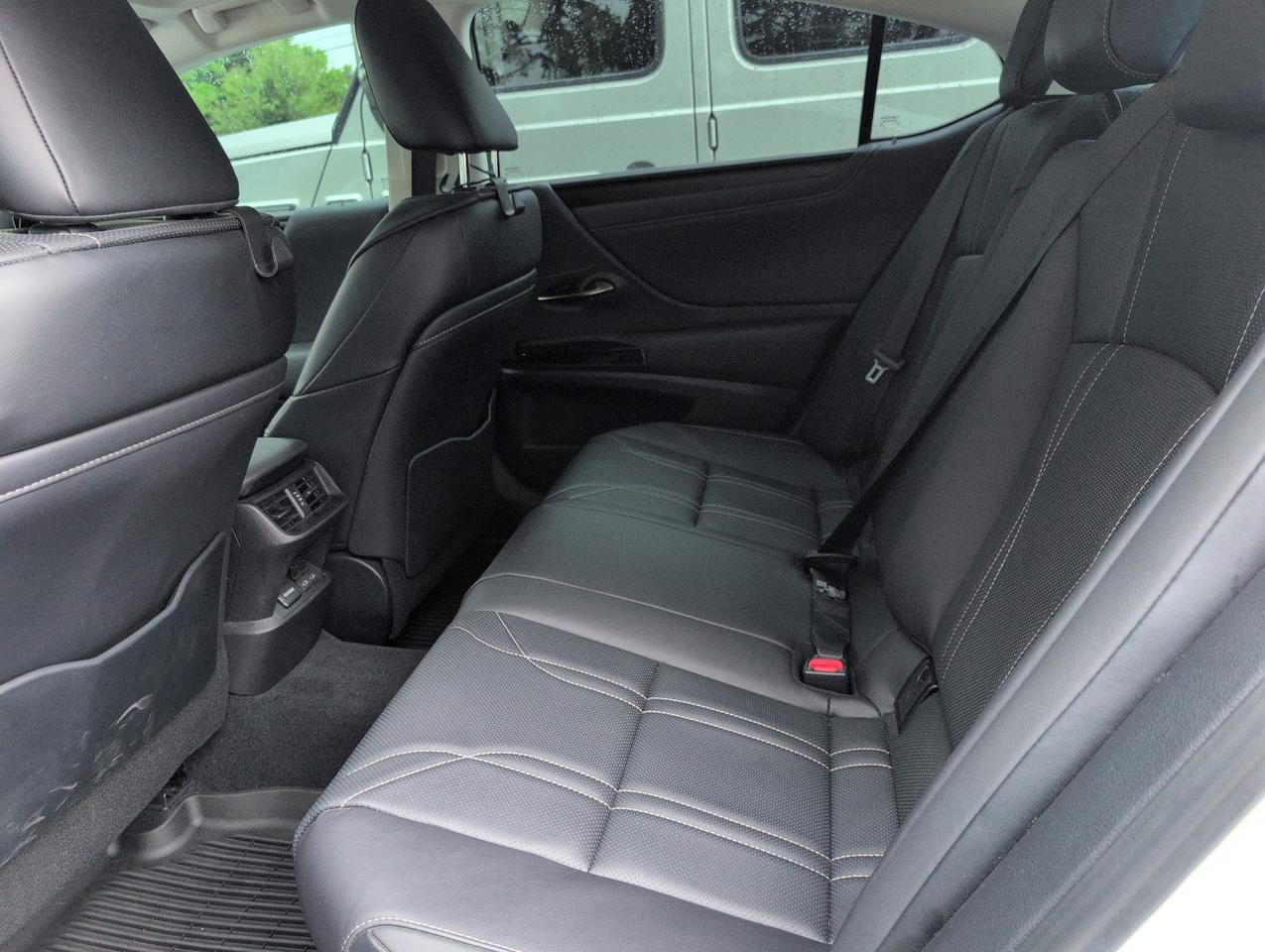 2024 Lexus ES 300h Luxury San Antonio TX