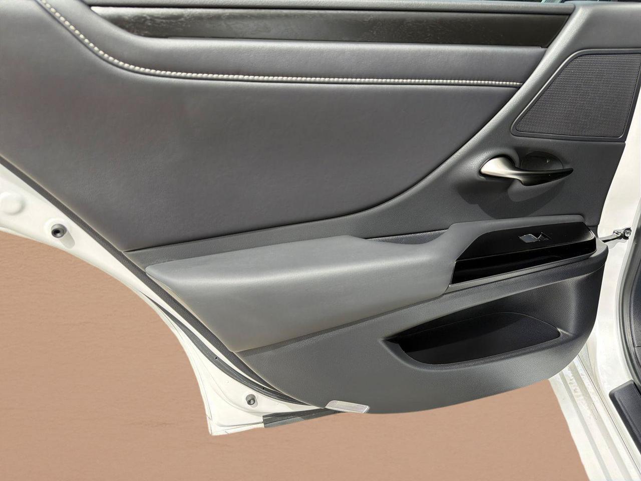 2024 Lexus ES 300h Luxury San Antonio TX