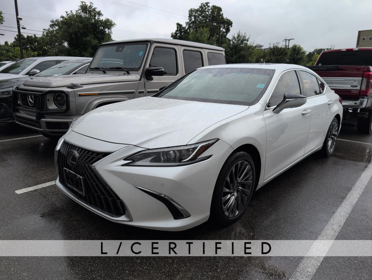 2024 Lexus ES 300h Luxury