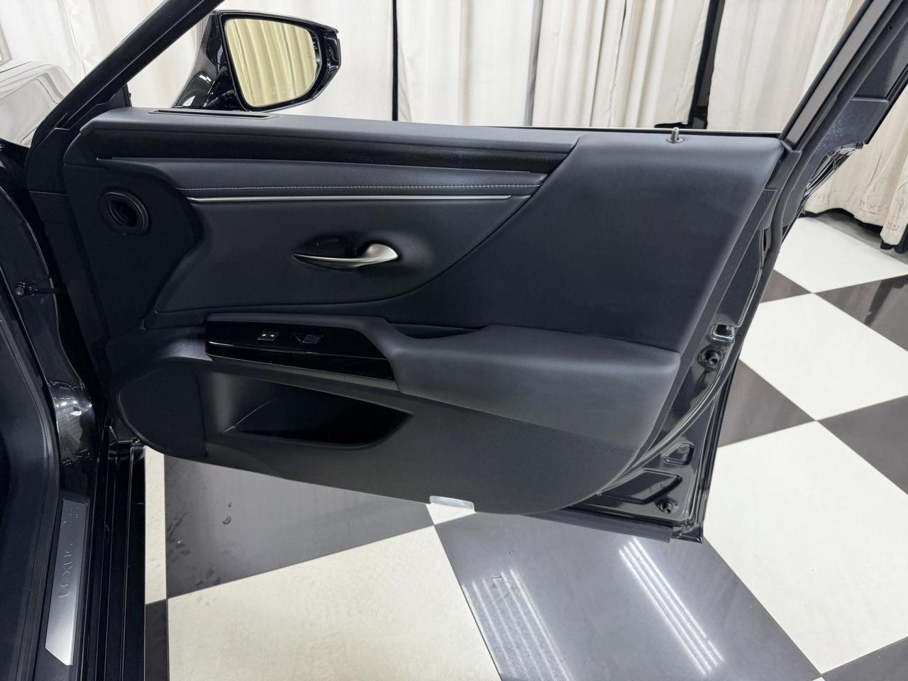 2024 Lexus ES 300h Luxury Annapolis MD