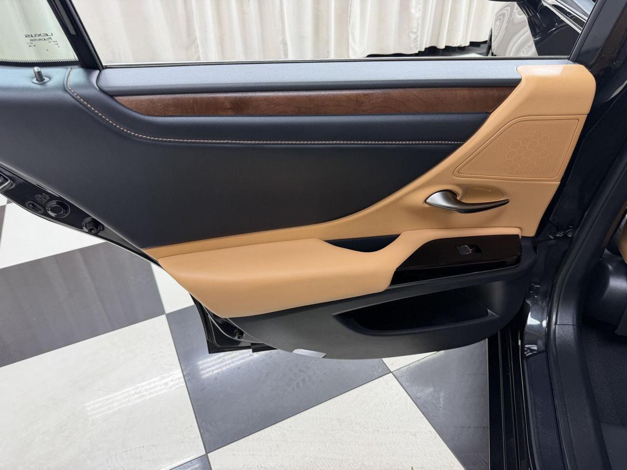 2024 Lexus ES 300h Luxury Annapolis MD