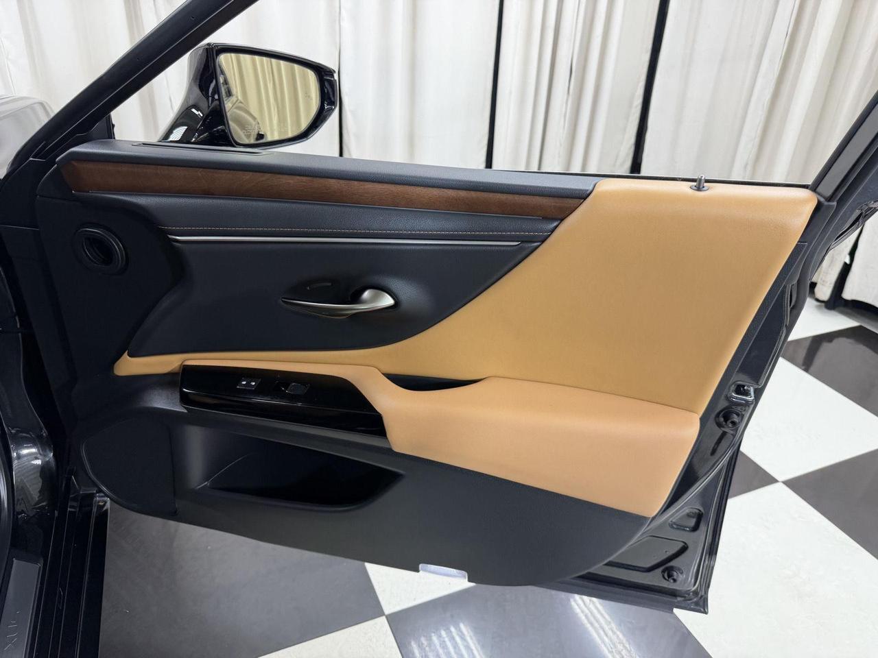 2024 Lexus ES 300h Luxury Annapolis MD
