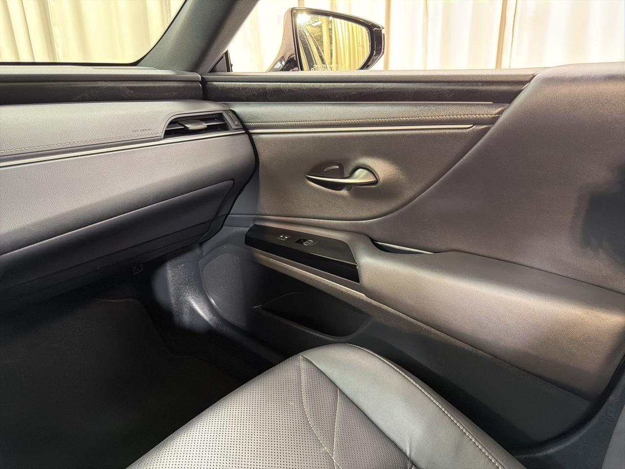 2024 Lexus ES 300h Luxury Annapolis MD