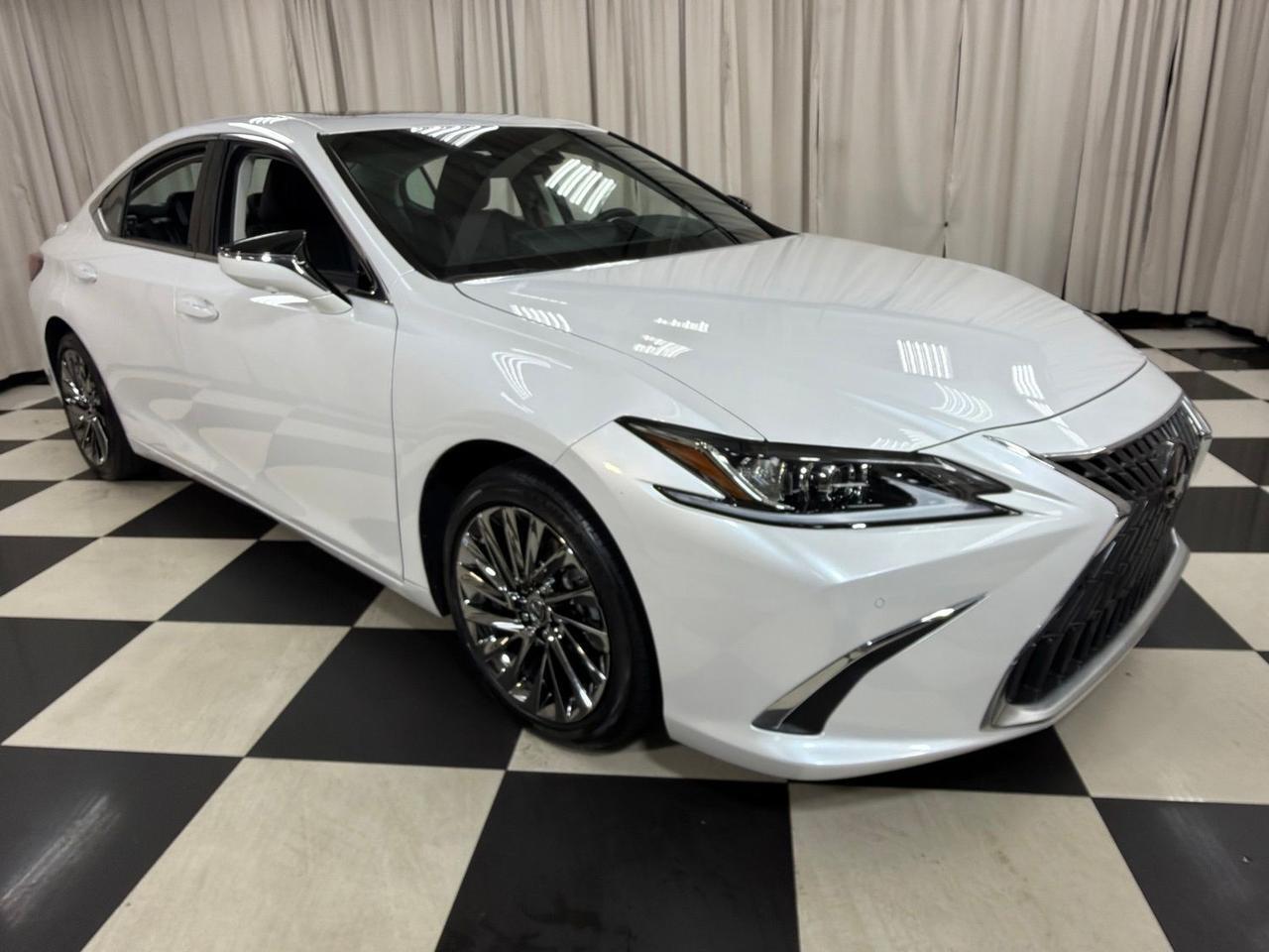 2024 Lexus ES 300h Luxury Annapolis MD