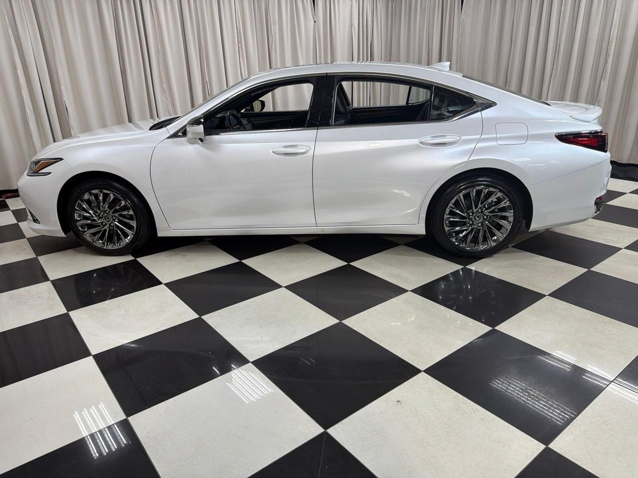 2024 Lexus ES 300h Luxury Annapolis MD