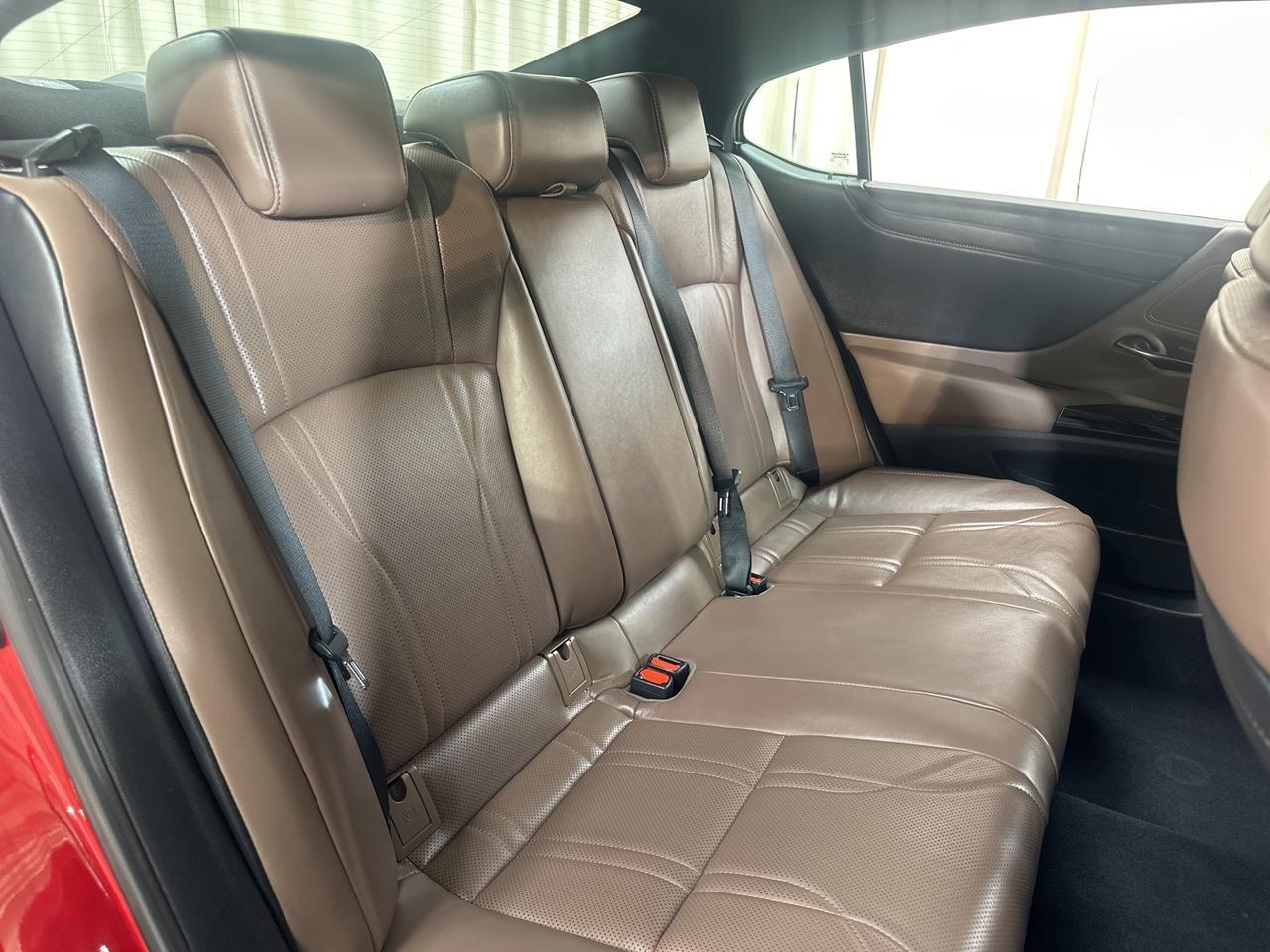 2024 Lexus ES 300h Luxury Annapolis MD