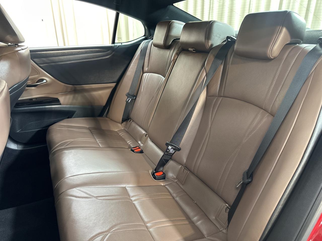 2024 Lexus ES 300h Luxury Annapolis MD