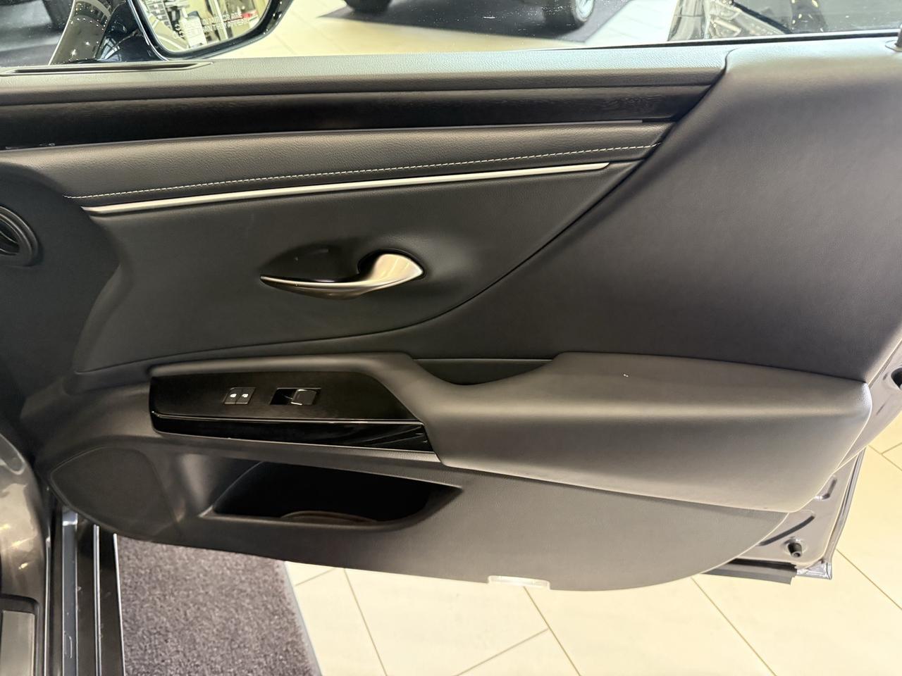 2024 Lexus ES 300h Luxury Annapolis MD