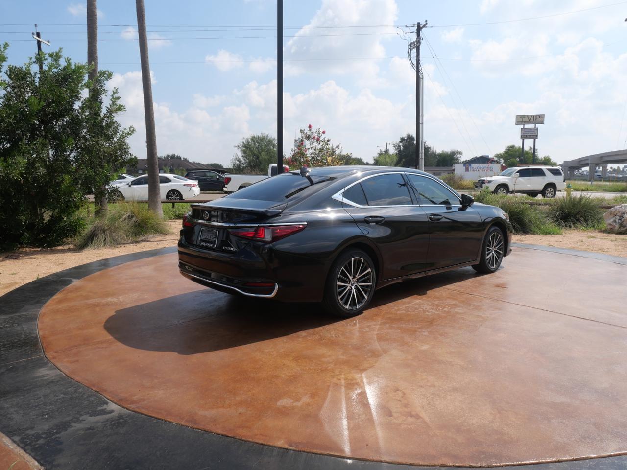 2024 Lexus ES 300h San Juan TX