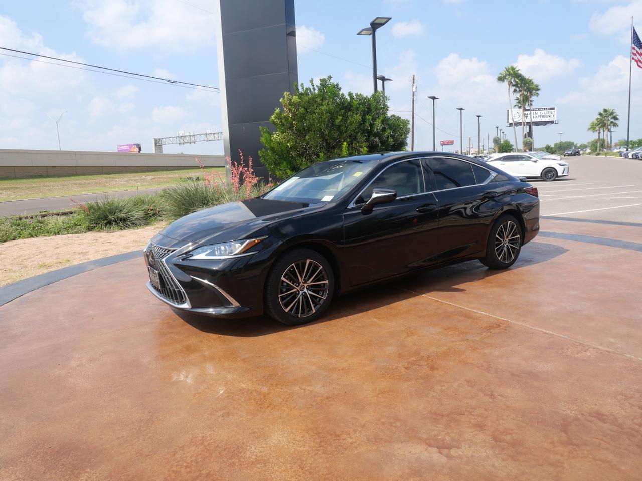 2024 Lexus ES 300h San Juan TX