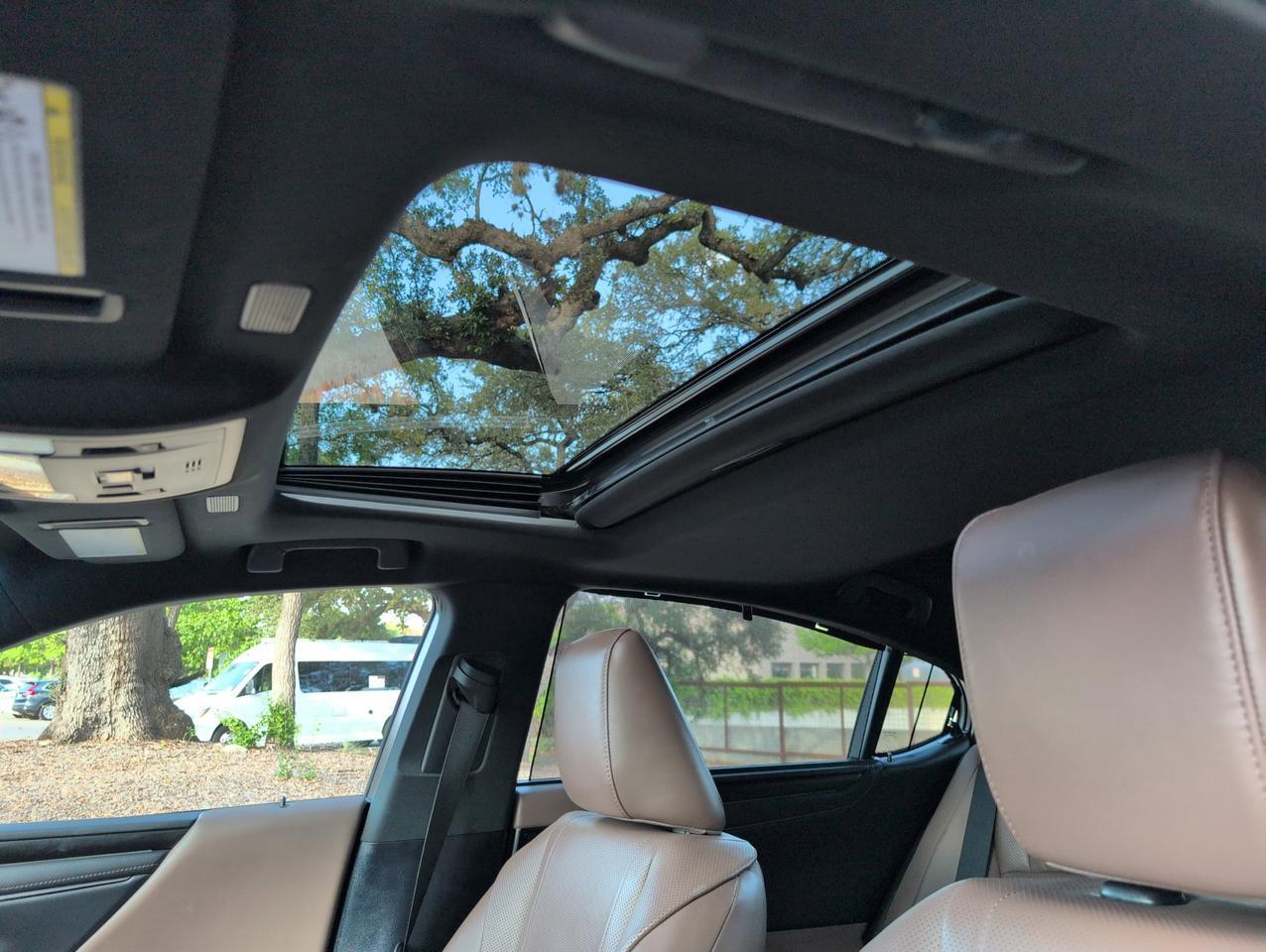 2024 Lexus ES 300h Ultra Luxury San Antonio TX